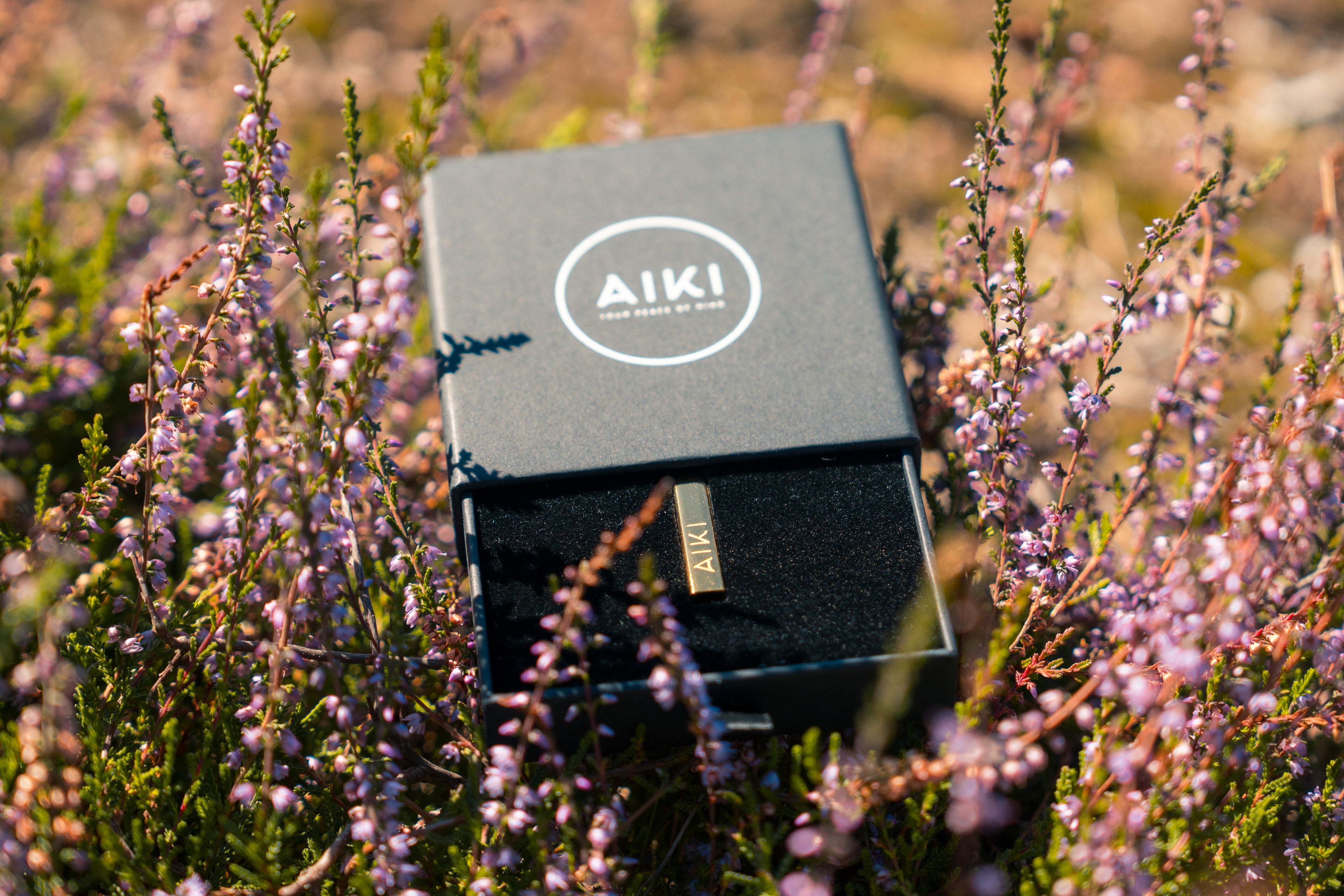 AIKI Solid Square – 14k Gold